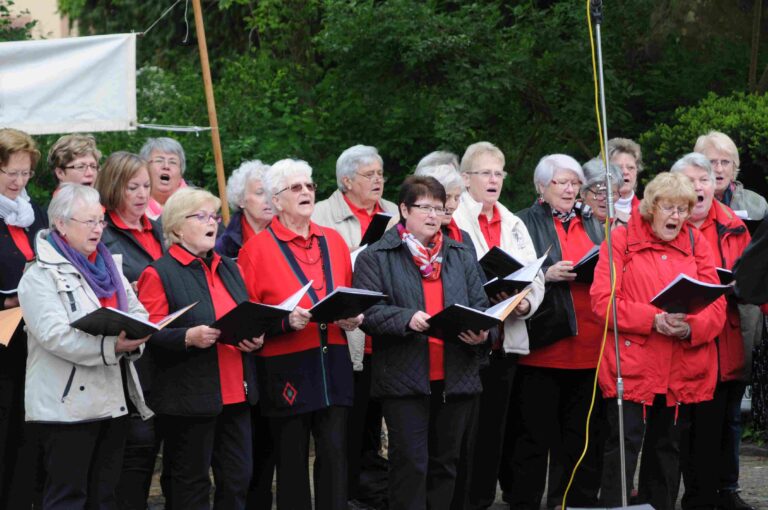 Pfingstsingen am Hessentagsbrunnen